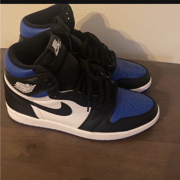 Air Jordan 1 - Picture 1 of 3
